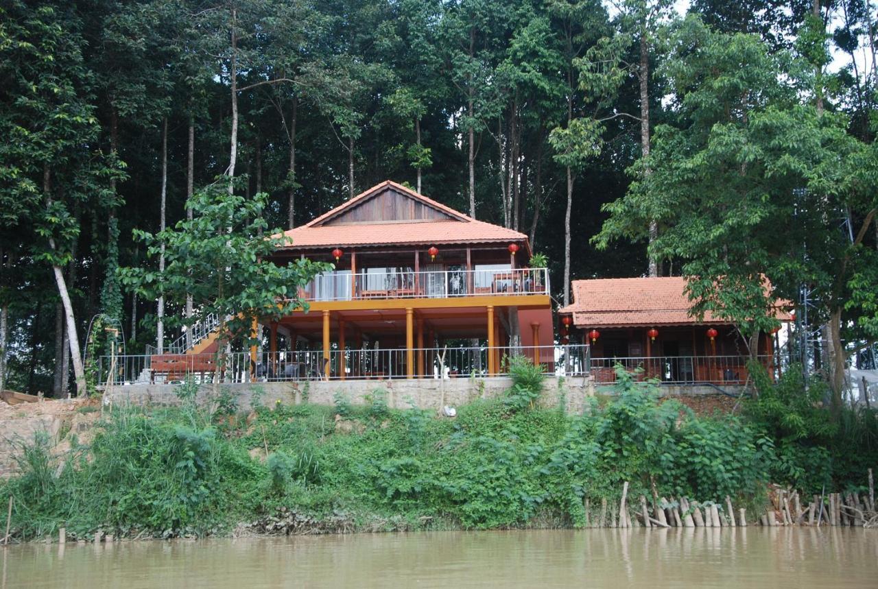 Cát Tiên Riverside Exterior foto